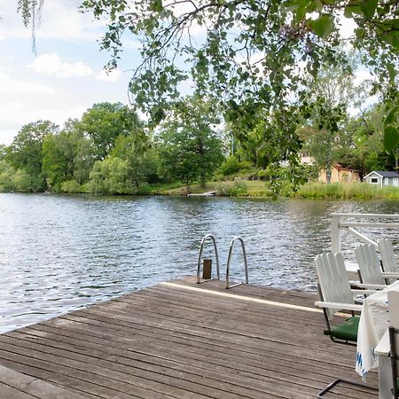 Peaceful, Picturesque Lake & Forest Retreat Stockholm Exterior photo