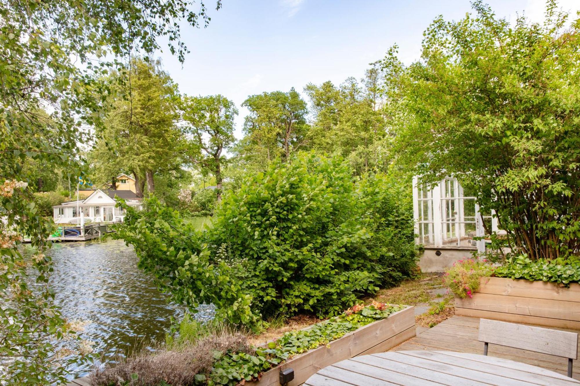 Peaceful, Picturesque Lake & Forest Retreat Stockholm Exterior photo