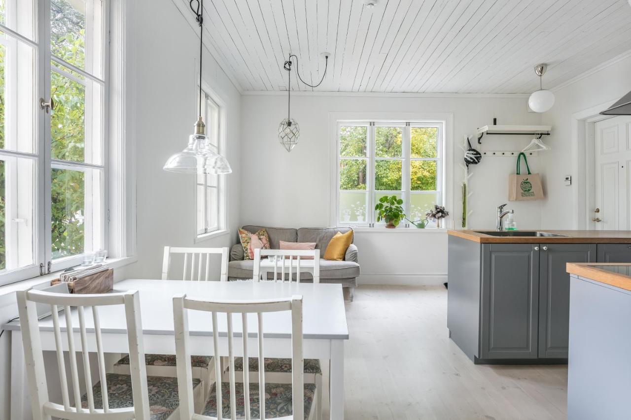 Peaceful, Picturesque Lake & Forest Retreat Stockholm Exterior photo